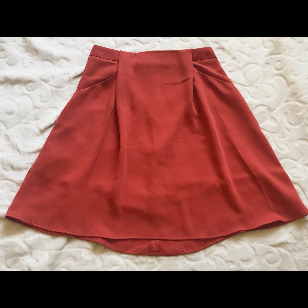 Wonderful skirt for mutiple purpose!